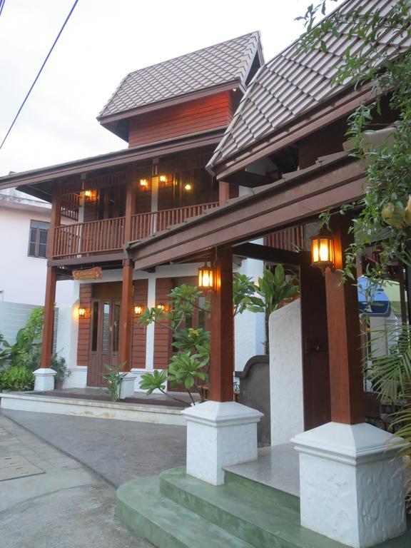 Baanlek Home Stay Чиангмай Экстерьер фото