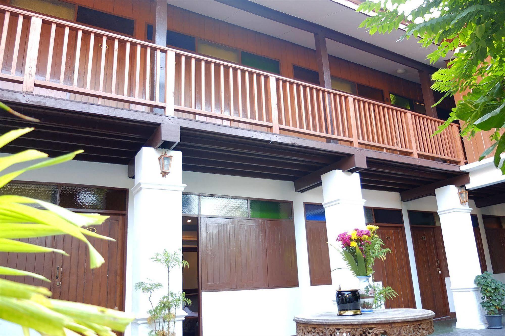 Baanlek Home Stay Чиангмай Экстерьер фото