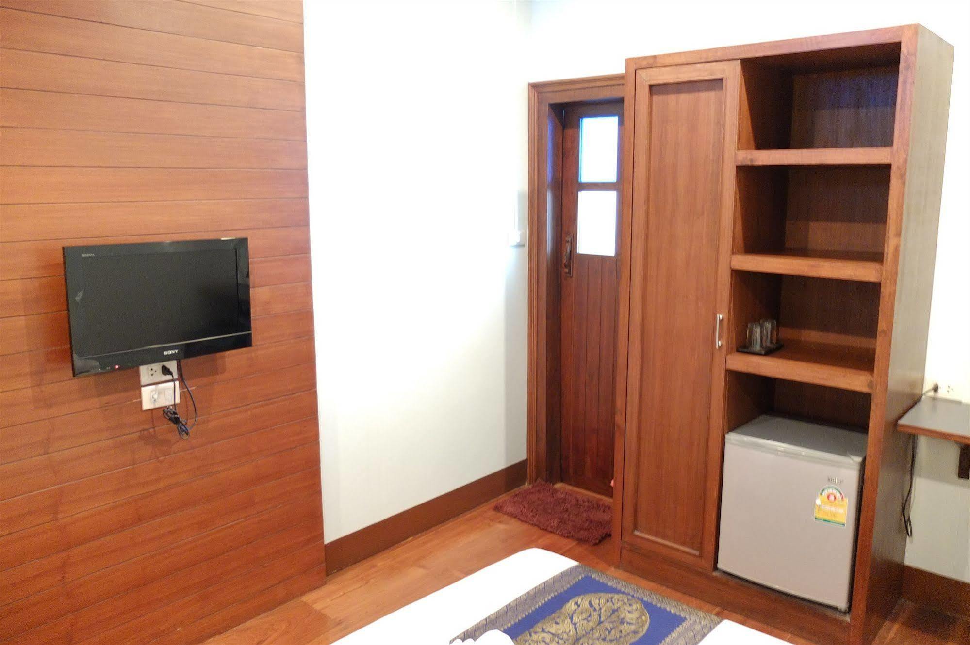 Baanlek Home Stay Чиангмай Экстерьер фото