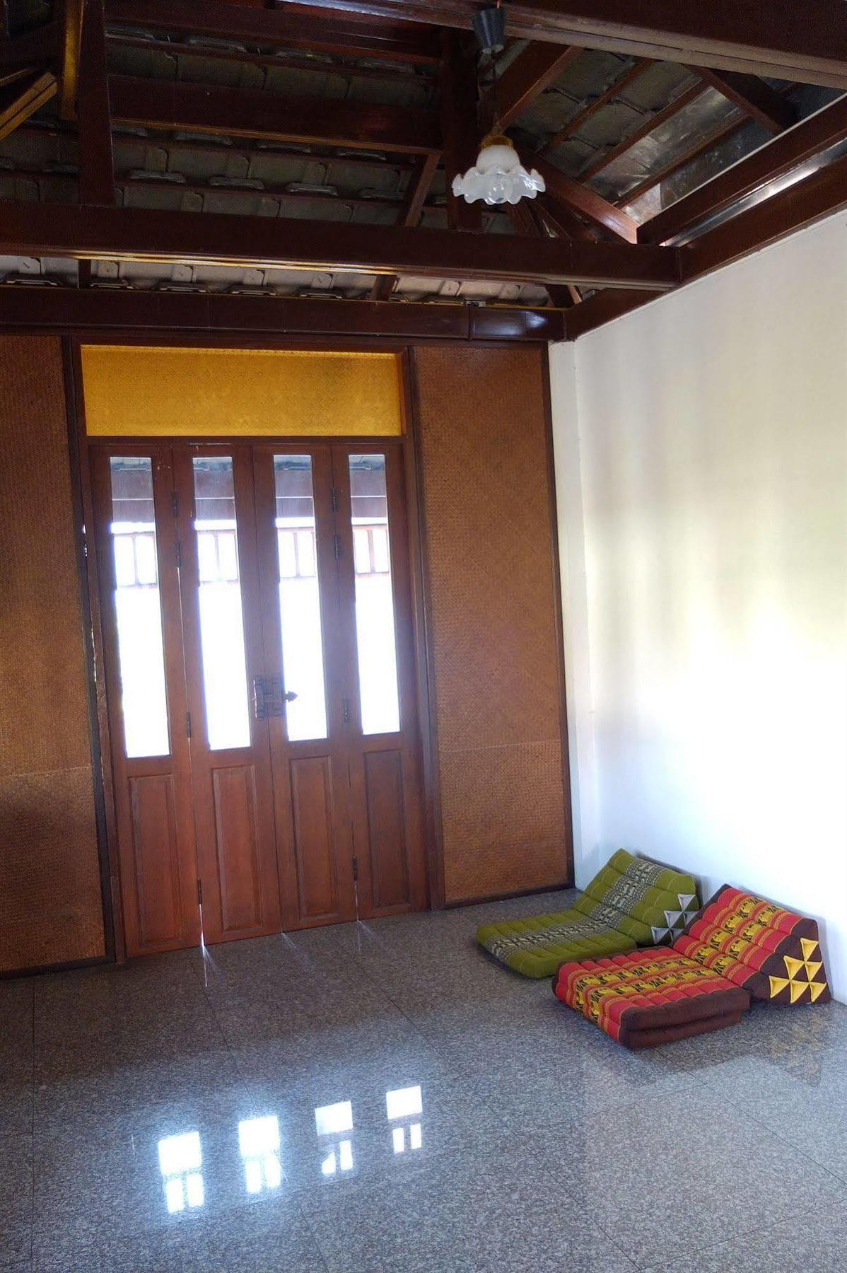 Baanlek Home Stay Чиангмай Экстерьер фото